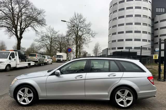 Mercedes-Benz C-Klasse (2009) thumbnail 2