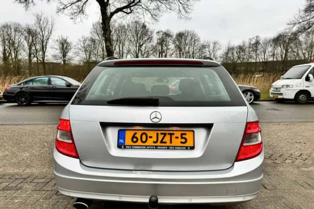 Mercedes-Benz C-Klasse (2009) thumbnail 3