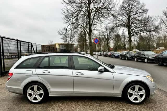 Mercedes-Benz C-Klasse (2009) thumbnail 6