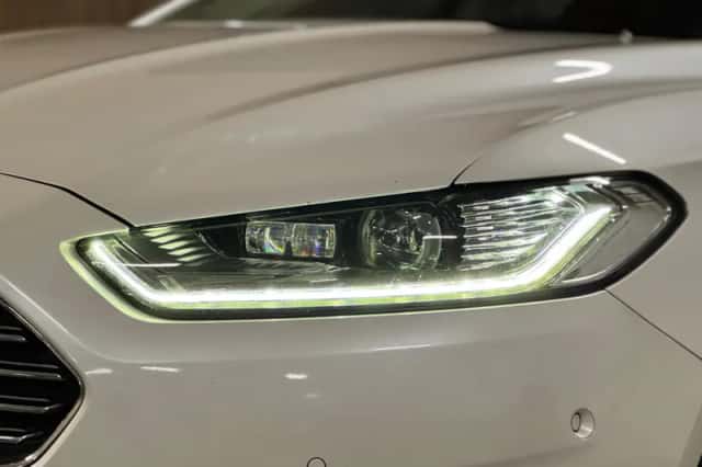 Ford Mondeo (2015) thumbnail 5