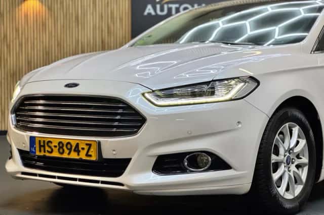 Ford Mondeo (2015) thumbnail 6