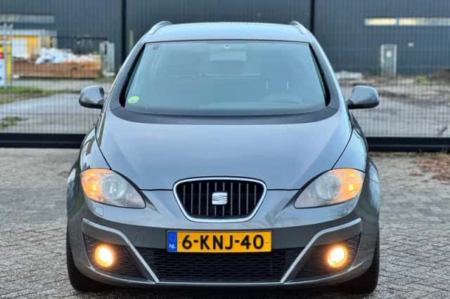 SEAT Altea XL (2012) thumbnail 4