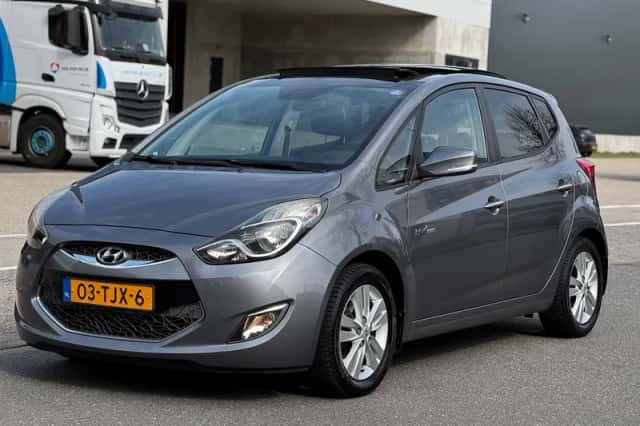 Hyundai ix20 (2012) thumbnail 1