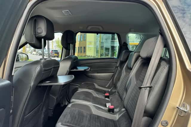 Hyundai ix20 (2012) thumbnail 3
