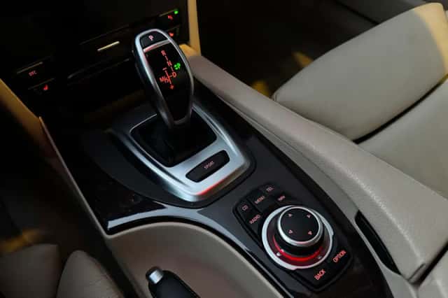 BMW 5-Serie (2009) thumbnail 4