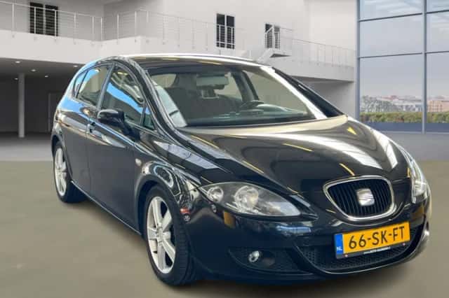 SEAT Leon (2006) thumbnail 2