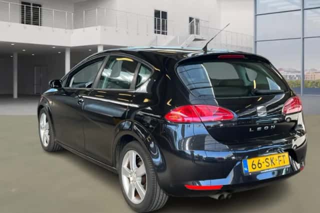 SEAT Leon (2006) thumbnail 4