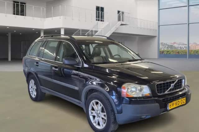 Volvo XC90 (2005) thumbnail 2