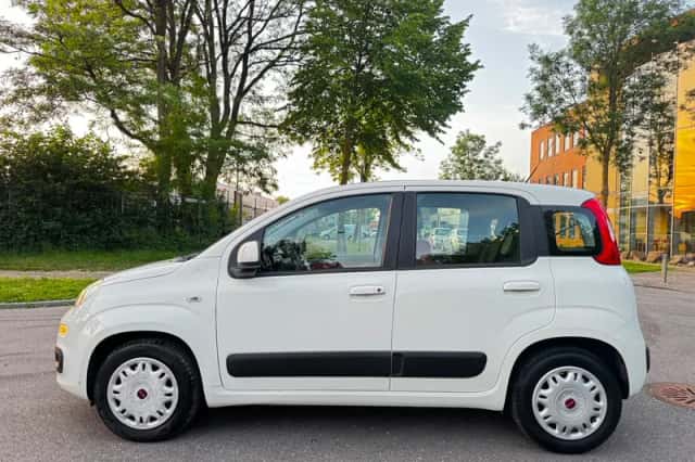 Fiat Panda (2013) thumbnail 2