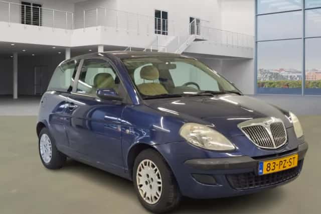 Lancia Ypsilon (2005) thumbnail 2