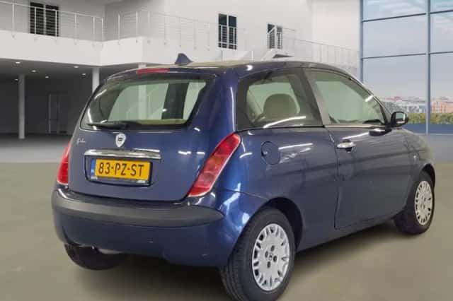 Lancia Ypsilon (2005) thumbnail 3