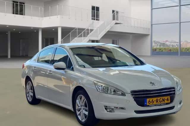 Peugeot 508 (2011) thumbnail 2