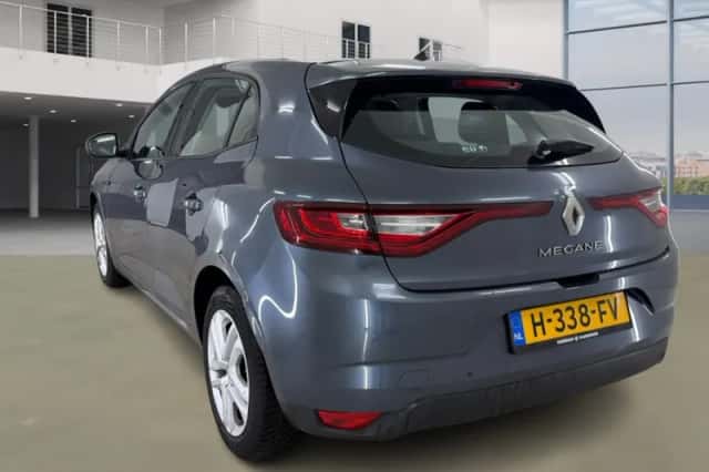 Renault Mégane (2016) thumbnail 4
