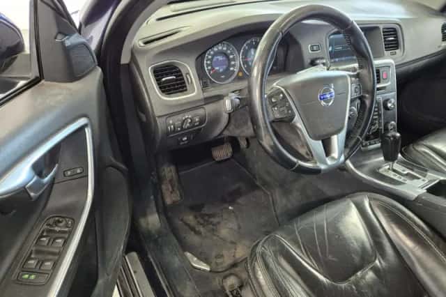 Volvo V60 (2012) thumbnail 6
