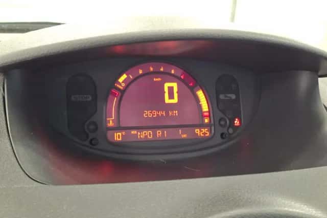 Renault Modus (2006) thumbnail 5