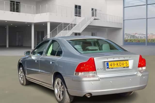 Volvo S60 (2009) thumbnail 4