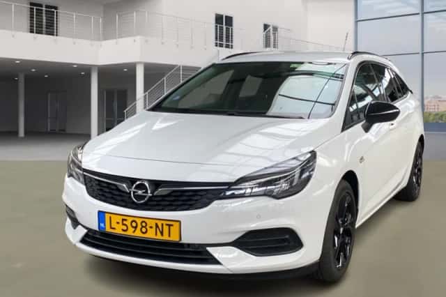 Opel Astra Sports Tourer (2021) thumbnail 1