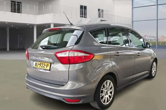 Ford C-Max (2011) thumbnail 3
