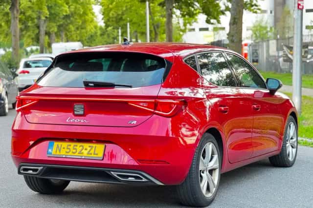 SEAT Leon (2022) thumbnail 6