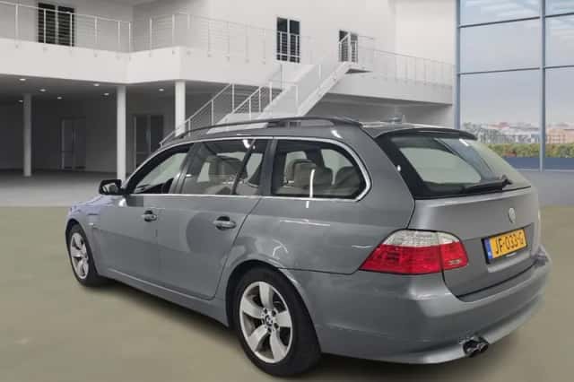 BMW 5-Serie (2008) thumbnail 3