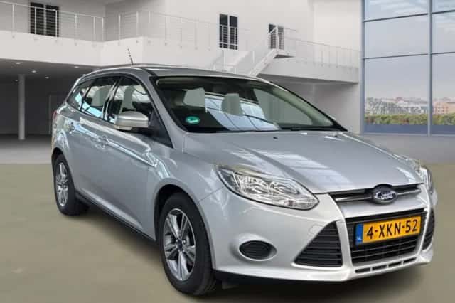Ford Focus (2014) thumbnail 2