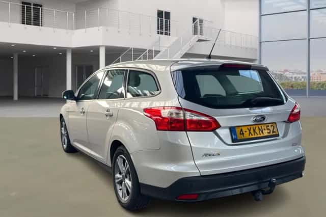 Ford Focus (2014) thumbnail 4