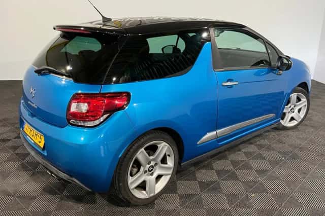 Citroën DS3 (2011) thumbnail 4