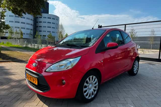 Ford Ka (2010) thumbnail 4