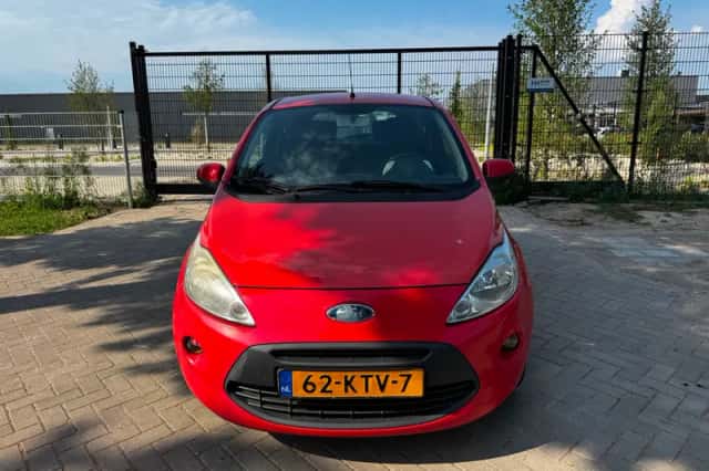 Ford Ka (2010) thumbnail 5