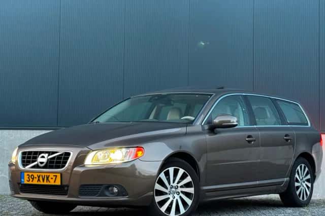 Volvo V70 (2012) thumbnail 5