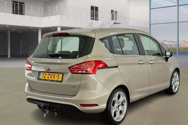 Ford B-Max (2013) thumbnail 3