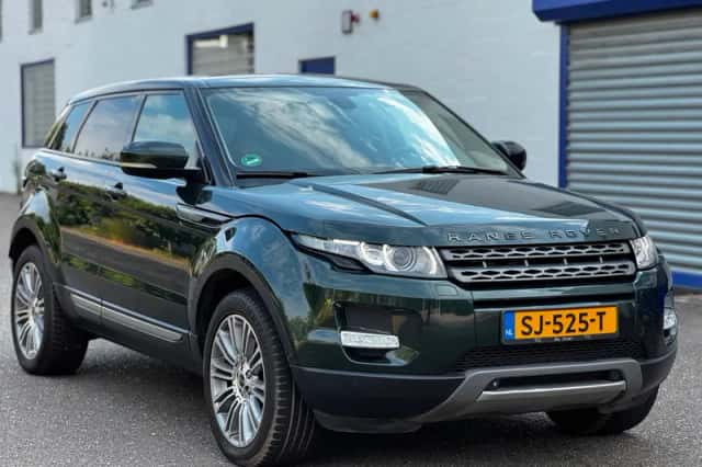 Land Rover Range Rover Evoque (2011) thumbnail 3