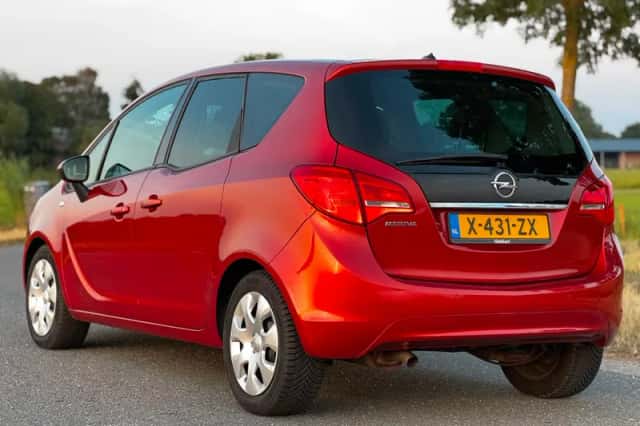 Opel Meriva (2012) thumbnail 4