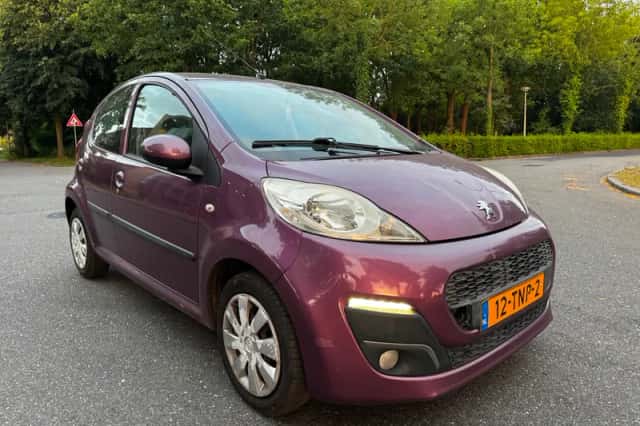 Peugeot 107 (2012) thumbnail 3
