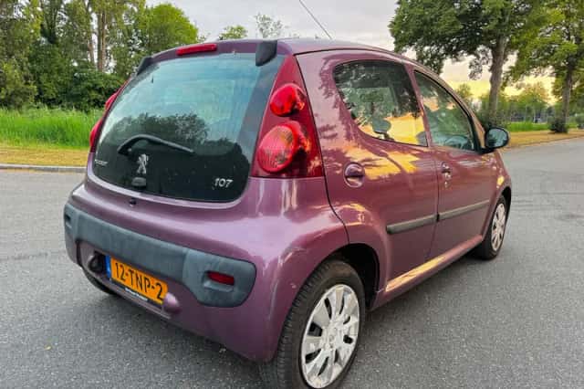 Peugeot 107 (2012) thumbnail 4