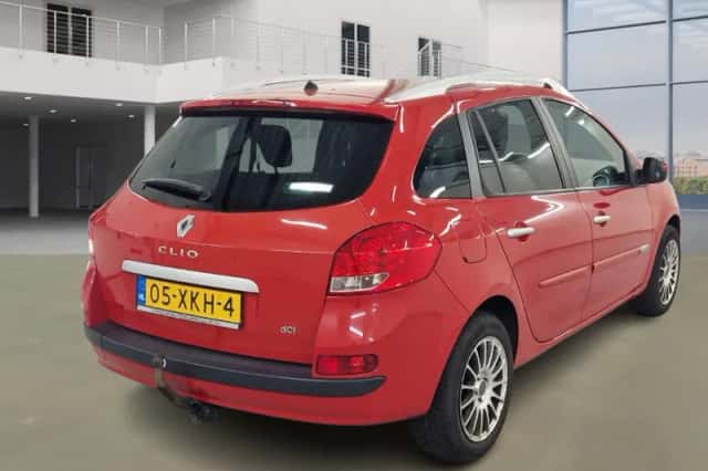 Renault Clio (2012) thumbnail 3