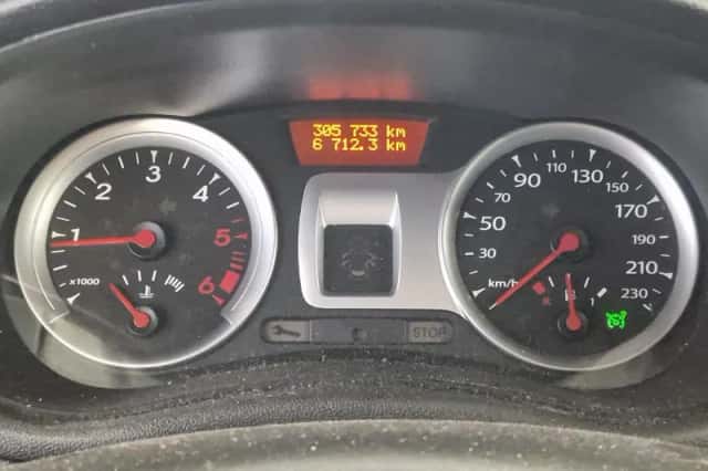 Renault Clio (2012) thumbnail 5