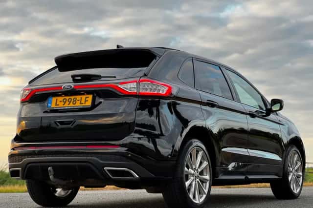 Ford Edge (2018) thumbnail 4