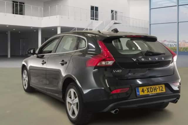 Volvo V40 (2014) thumbnail 4
