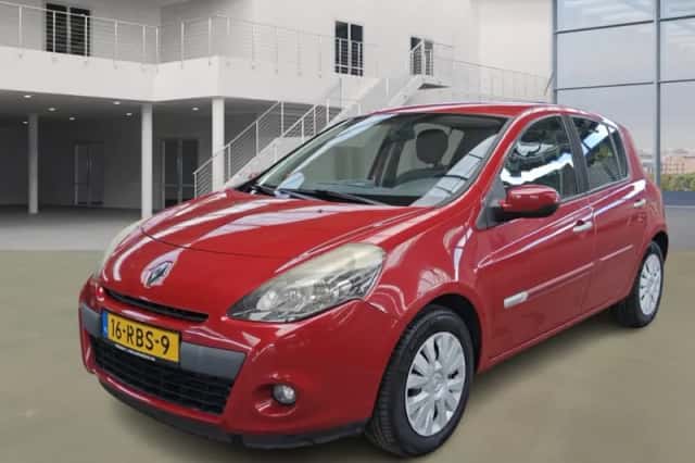Renault Clio (2011) thumbnail 1
