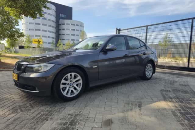 BMW 3-Serie (2005) thumbnail 1