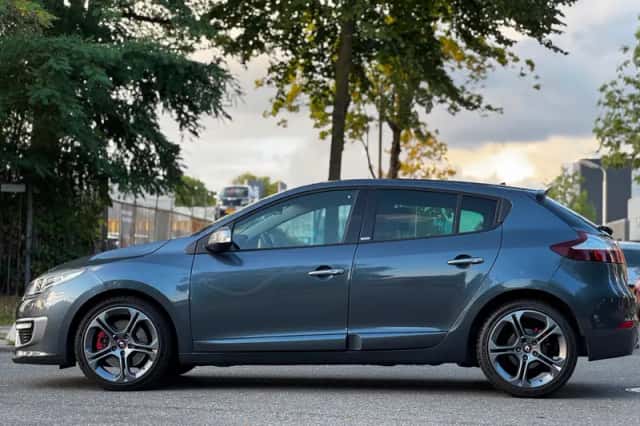 Renault Mégane (2015) thumbnail 3