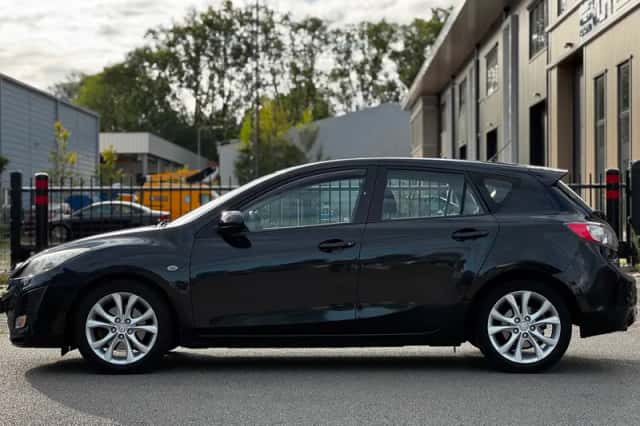Mazda 3 (2009) thumbnail 2