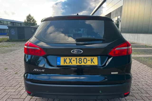 Ford Focus (2016) thumbnail 4