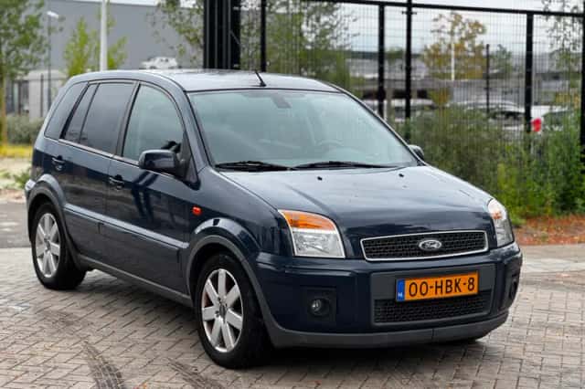 Ford Fusion (2008) thumbnail 4