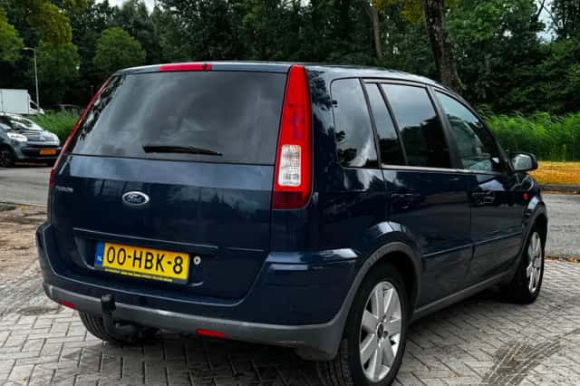 Ford Fusion (2008) thumbnail 6