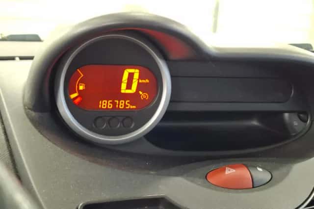 Renault Twingo (2012) thumbnail 5
