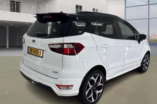 Ford EcoSport (2018) thumbnail 3