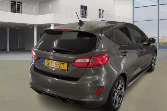 Ford Fiesta (2020) thumbnail 3