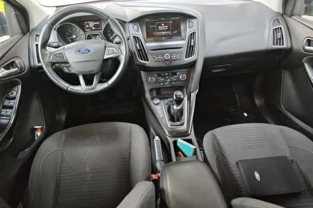 Ford Focus (2015) thumbnail 6